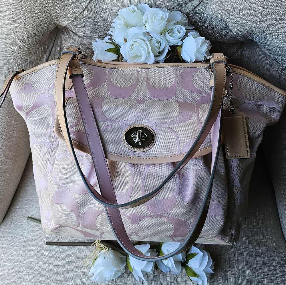 Vintage Coach Signature Leah Shoulder/Tote Bag (Pink) - Picture 6 of 16